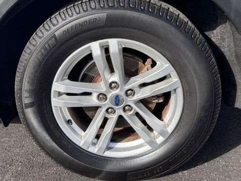 Used 2020 Ford Explorer XLT w/ Equipment Group 202A image 8