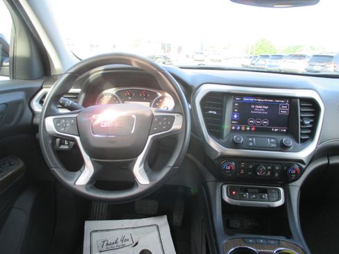 Used 2023 GMC Acadia SLE w/ Elevation Edition AWD/4WD image 12