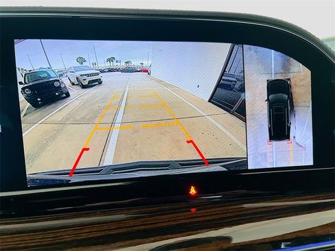 Used 2022 Cadillac Escalade Luxury w/ LPO, Floor Liner Package image 14