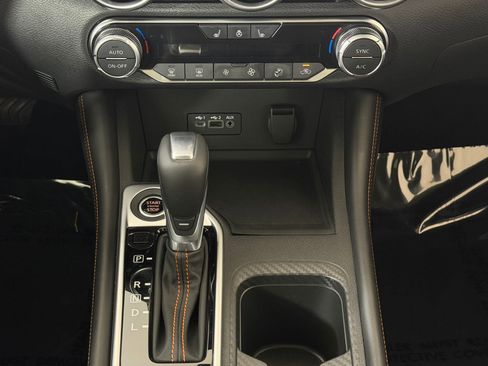Used 2023 Nissan Sentra SR w/ SR Premium Package FWD image 26
