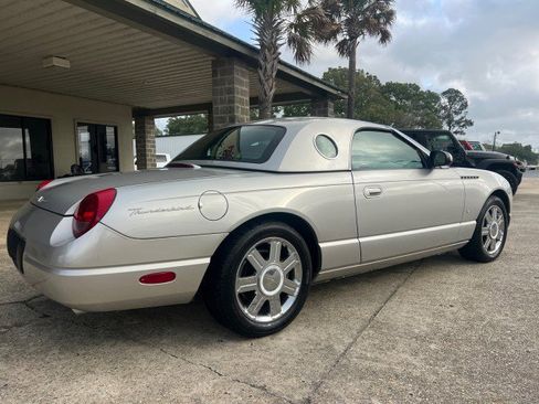 Used 2004 Ford Thunderbird image 5