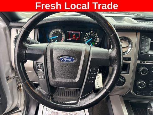 Used 2017 Ford Expedition XLT image 14