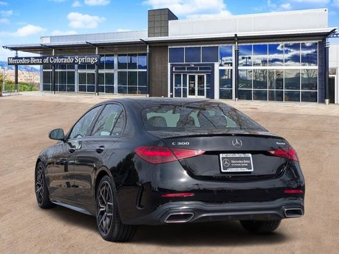 Used 2022 Mercedes-Benz C 300 4MATIC Sedan image 5
