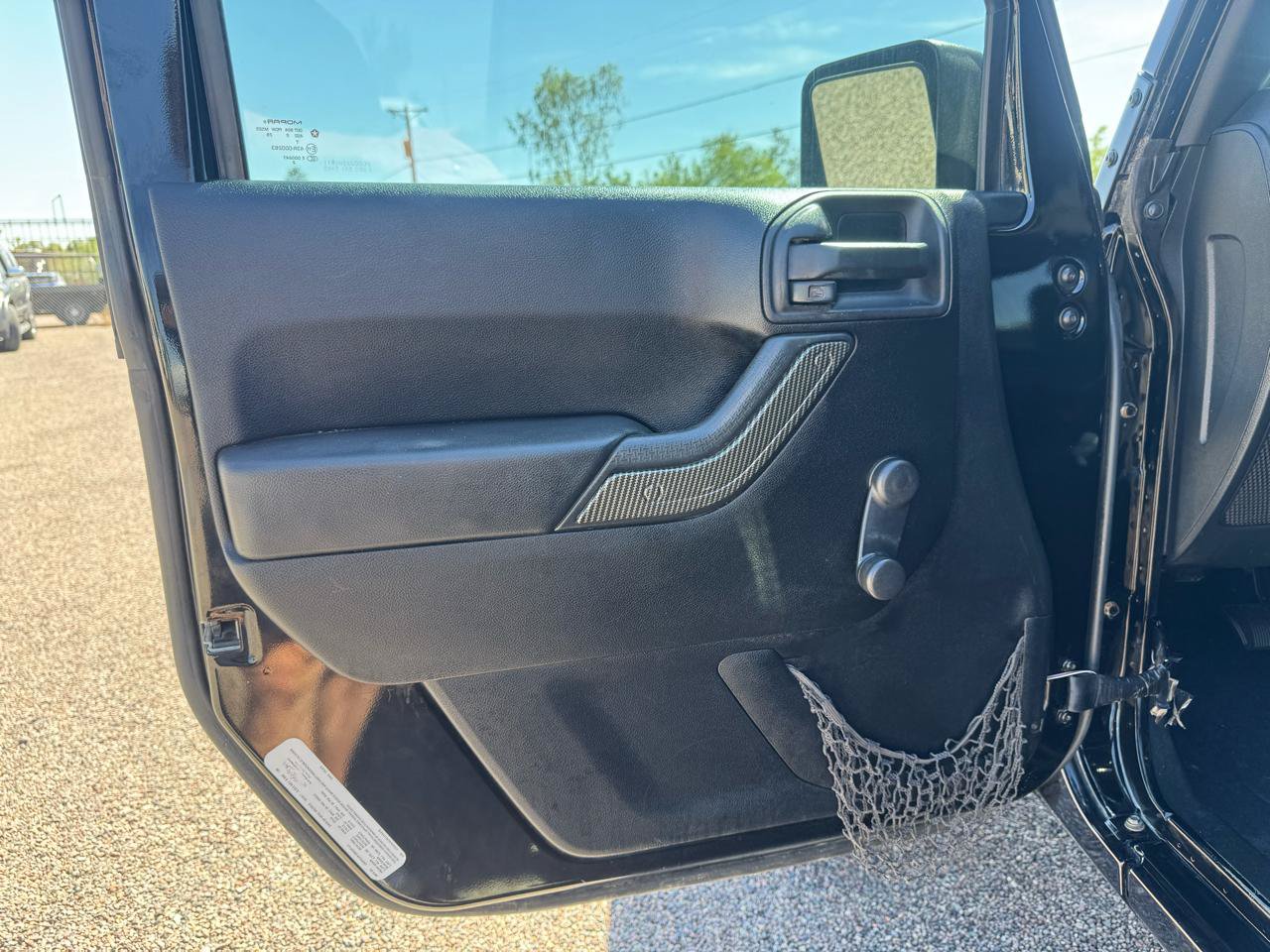 Used 2012 Jeep Wrangler Sport w/ Connectivity Group AWD/4WD image 31