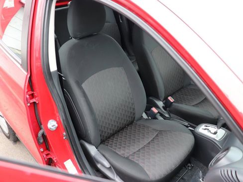 Used 2024 Mitsubishi Mirage ES image 14