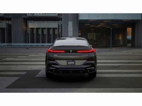 New 2026 BMW X6 xDrive40i image 5