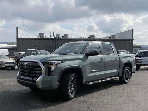 Used 2024 Toyota Tundra Limited image 8