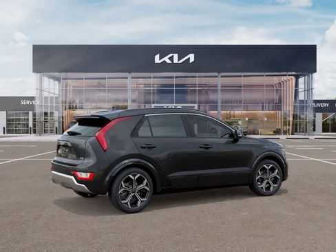New 2025 Kia Niro EX Touring image 6