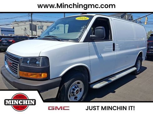 Used 2024 GMC Savana 2500 w/ Driver Convenience Package RWD image 3