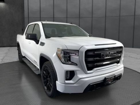 Used 2022 GMC Sierra 1500 Elevation w/ LPO, Elevation Black Package RWD image 5