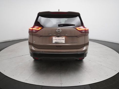 Certified 2024 Nissan Rogue SV w/ SV Premium Package image 25