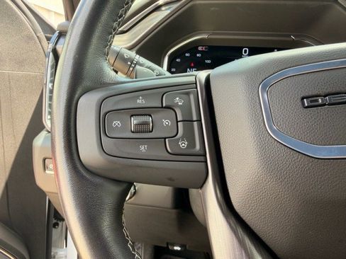 Used 2024 GMC Sierra 1500 Denali Ultimate AWD/4WD image 11