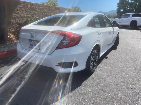 Used 2016 Honda Civic EX-T image 8