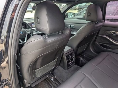 Used 2021 BMW 330i Sedan w/ Convenience Package RWD image 26