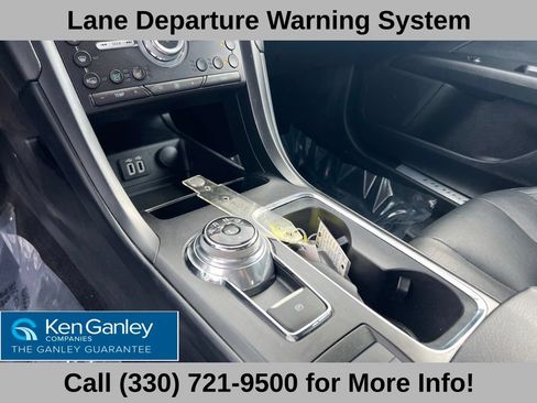 Used 2019 Ford Fusion Energi Titanium FWD image 32