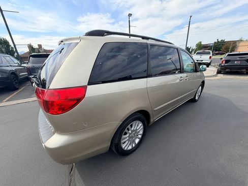 Used 2007 Toyota Sienna FWD image 4