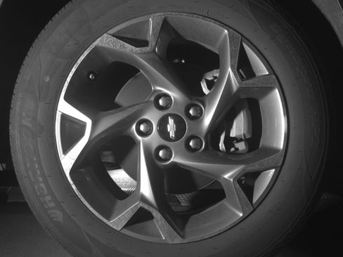 Used 2025 Chevrolet Trax LT w/ LT Convenience Package FWD image 10