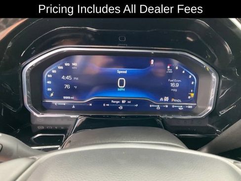 Used 2025 Chevrolet Silverado 1500 LT AWD/4WD image 10