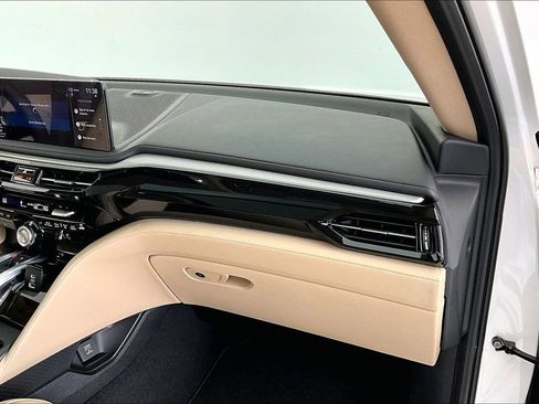 Certified 2026 Acura MDX SH-AWD image 21