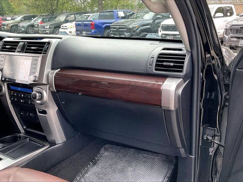Used 2020 Toyota 4Runner Limited image 18