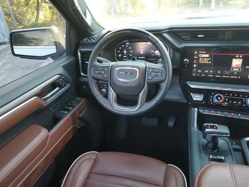 Used 2026 GMC Sierra 1500 Denali Ultimate image 13