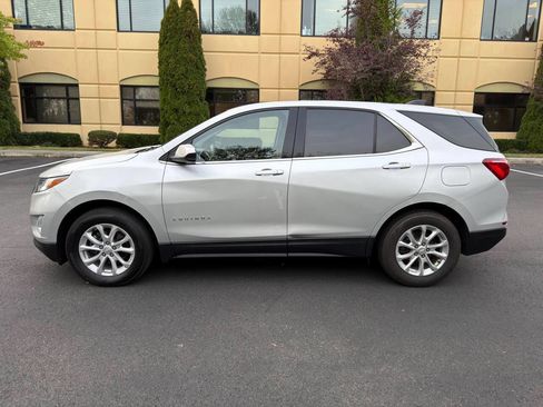 Used 2018 Chevrolet Equinox LT image 8