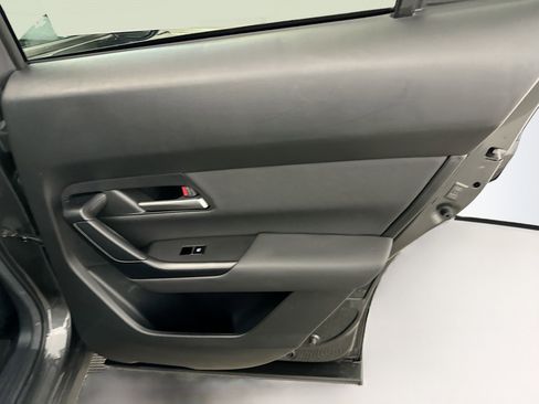 Used 2025 MAZDA CX-50 AWD 2.5 Hybrid w/ Premium Pkg image 33