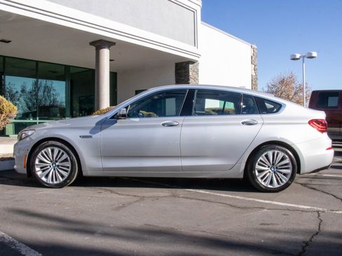 Used 2017 BMW 550i Gran Turismo xDrive image 4