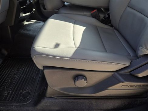 New 2026 Ford F550 2WD Regular Cab Super Duty image 19