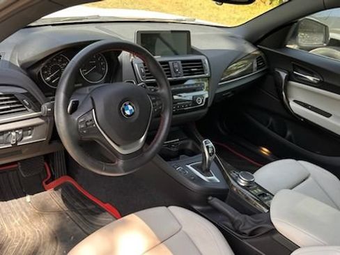Used 2017 BMW 230i xDrive Convertible AWD/4WD image 8