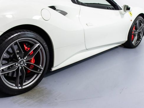 Certified 2019 Ferrari 488 Spider RWD image 20
