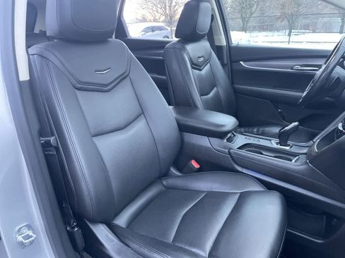 Used 2018 Cadillac XT5 Luxury w/ LPO, Wheel Lock Package image 14