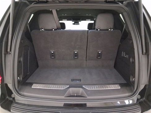 Certified 2025 GMC Yukon Denali image 17