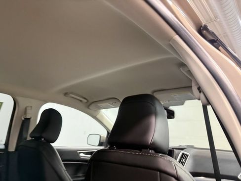 Used 2021 Ford Edge SEL w/ Convenience Package AWD/4WD image 17