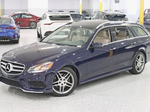 Used 2016 Mercedes-Benz E 350 4MATIC Wagon w/ Premium Package image 6