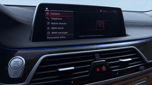 Used 2022 BMW 740i w/ Premium Package RWD image 29