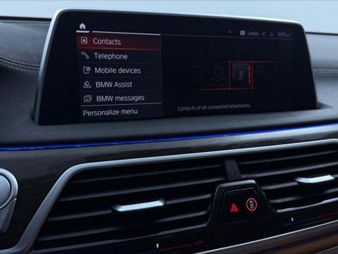 Used 2022 BMW 740i w/ Premium Package RWD image 29