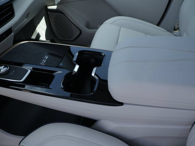 New 2026 Buick Enclave Avenir w/ Super Cruise Package AWD/4WD image 27