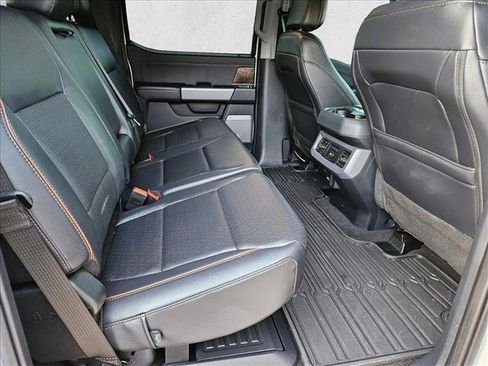 Used 2025 Ford F250 Lariat w/ FX4 Off-Road Package image 20