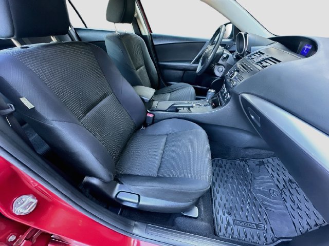 Used 2013 MAZDA MAZDA3 i Touring FWD image 27
