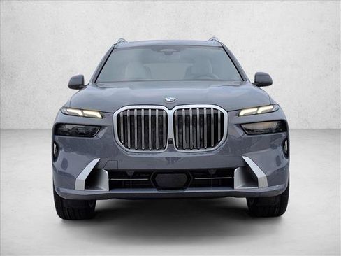 New 2026 BMW X7 xDrive40i image 6