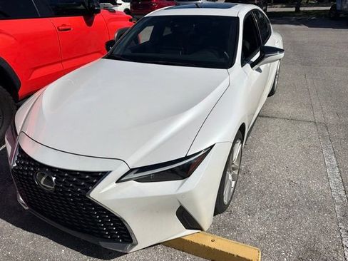 Used 2024 Lexus IS 300 w/ Comfort Package RWD image 9