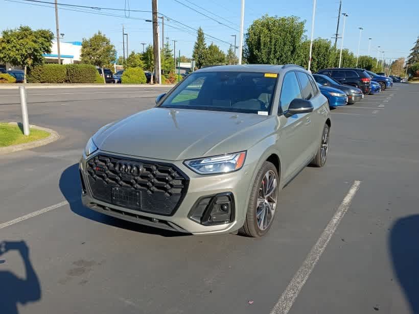 Used 2023 Audi SQ5 Premium Plus w/ Premium Plus Package AWD/4WD image 2
