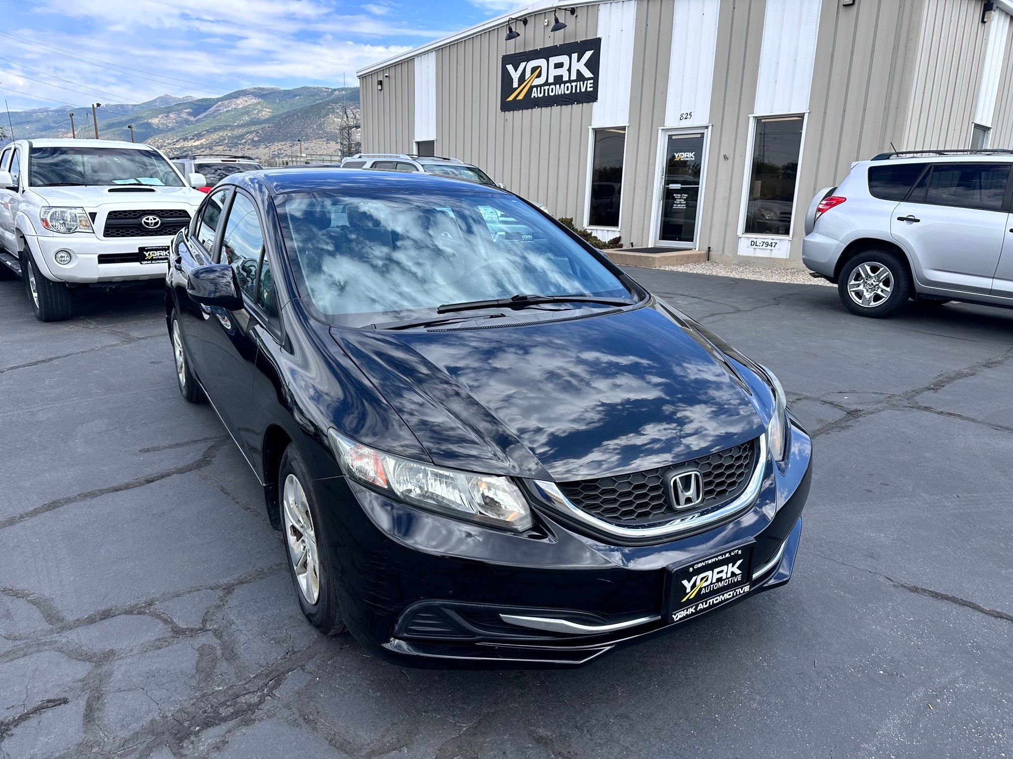 Used 2013 Honda Civic LX image 1