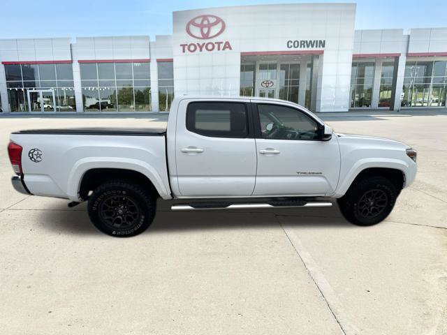 Used 2017 Toyota Tacoma SR5 w/ Tow Package AWD/4WD image 33