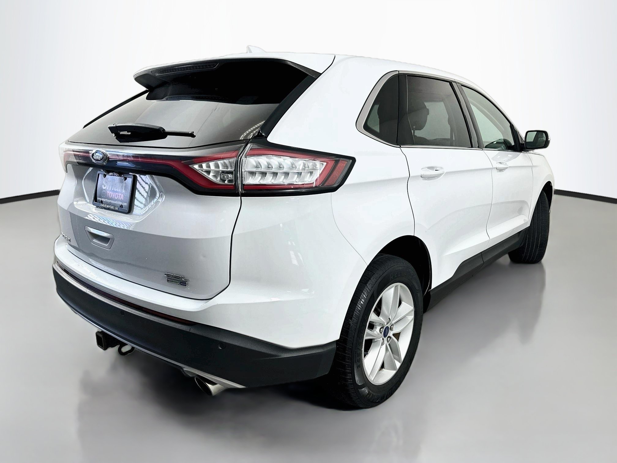 Used 2017 Ford Edge SEL w/ Equipment Group 201A AWD/4WD image 7