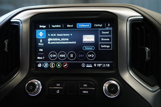 Used 2020 GMC Sierra 1500 SLT w/ SLT Premium Plus Package AWD/4WD image 25