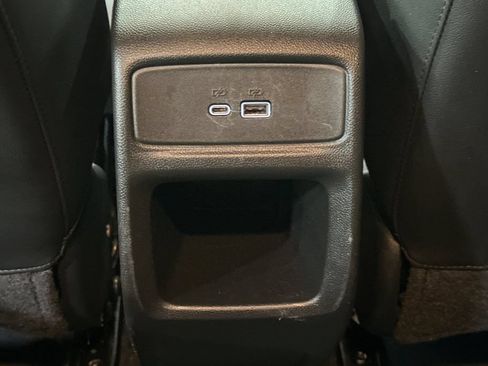 Used 2025 Chevrolet Trax LT w/ LT Convenience Package FWD image 14