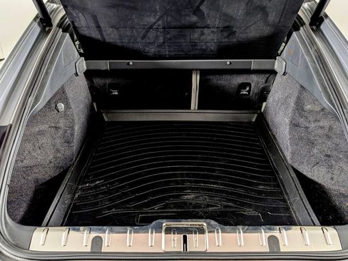 Certified 2023 Porsche Panamera Platinum Edition image 16