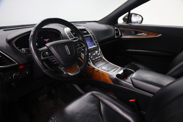 Used 2020 Lincoln Nautilus Reserve FWD image 19
